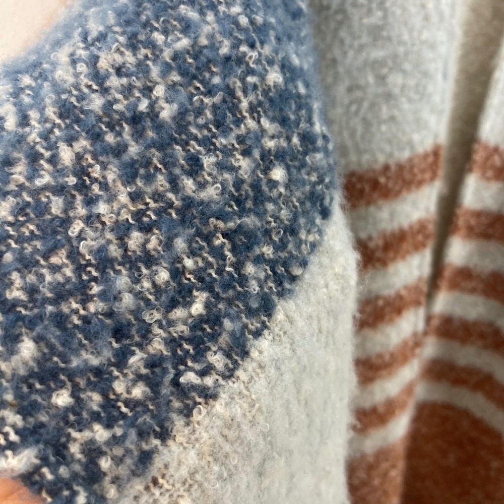 IDYLLWIND Striped Blanket Poncho Cape Fringe Open Front Boho Fuzzy Soft Warm - Picture 3 of 12